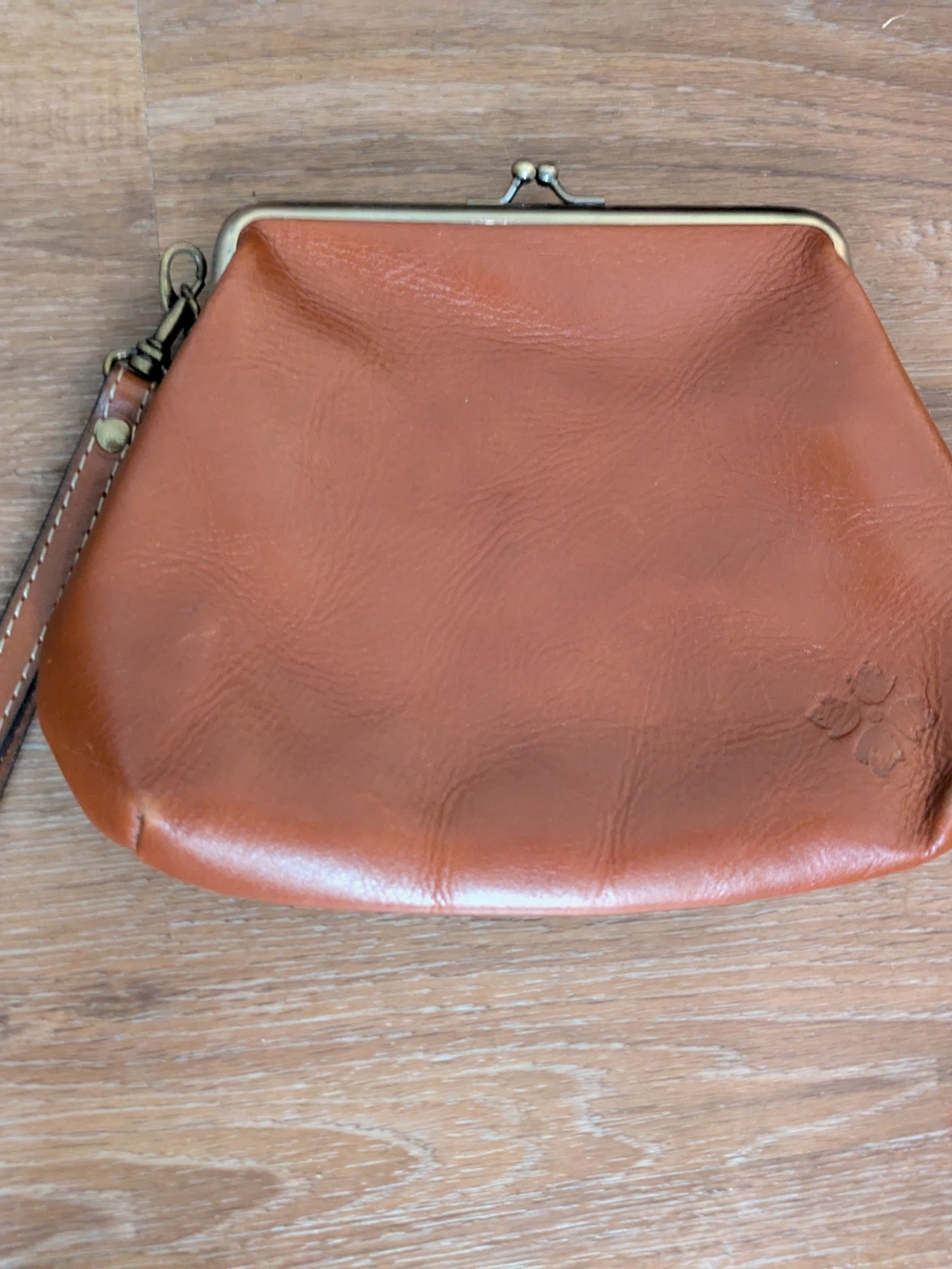 Patricia Nash Cognac Leather Kiss-Lock Wristlet Clutch